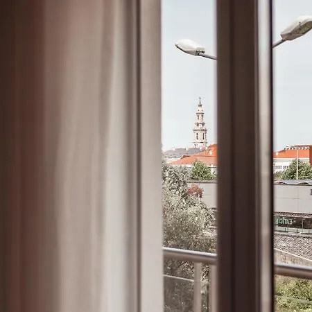 Pilgrim Apartment *